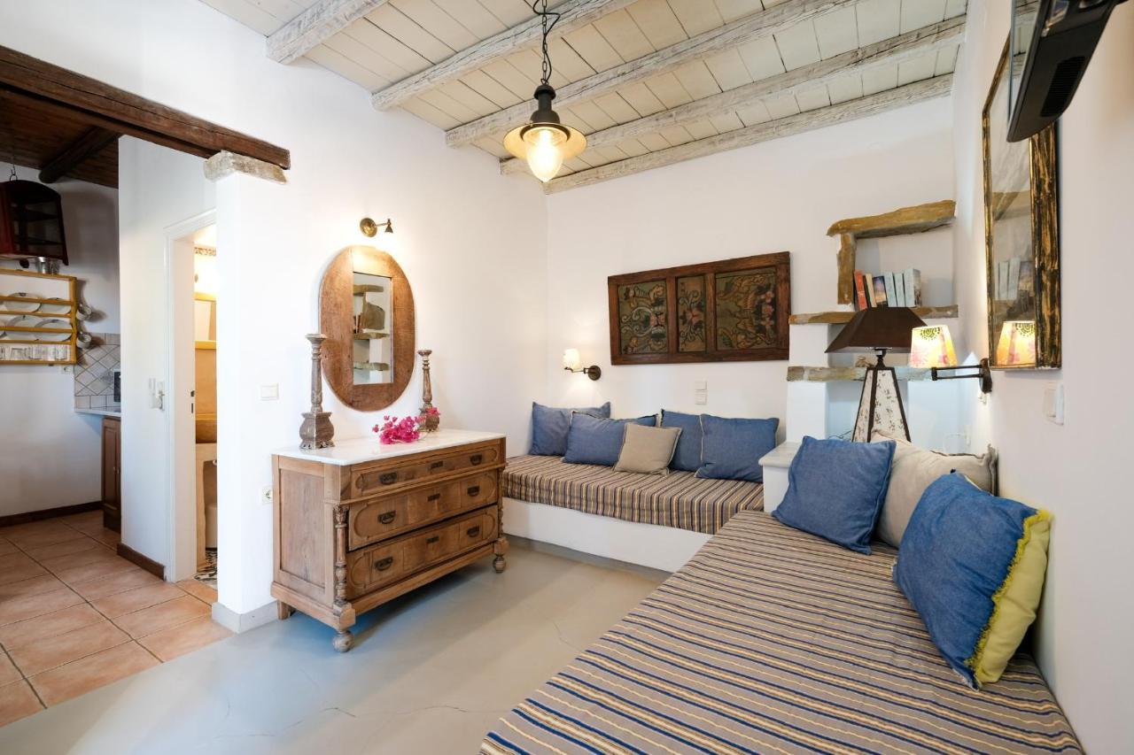 Golden Beach Studios & Suites Tínos 외부 사진
