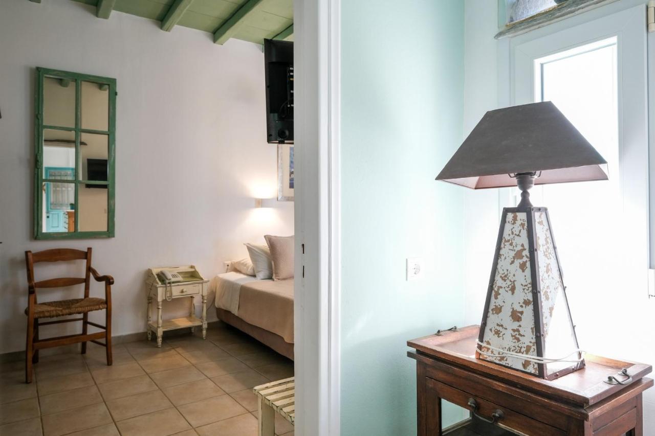 Golden Beach Studios & Suites Tínos 외부 사진